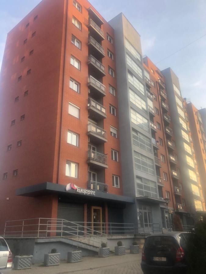 My Place Pristina Buitenkant foto