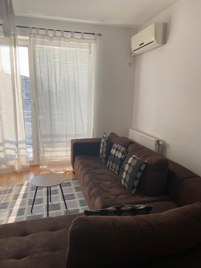 My Place Pristina Buitenkant foto